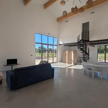 De Caractere Vue Imprenable Сasa de vacaciones Saint-Génis